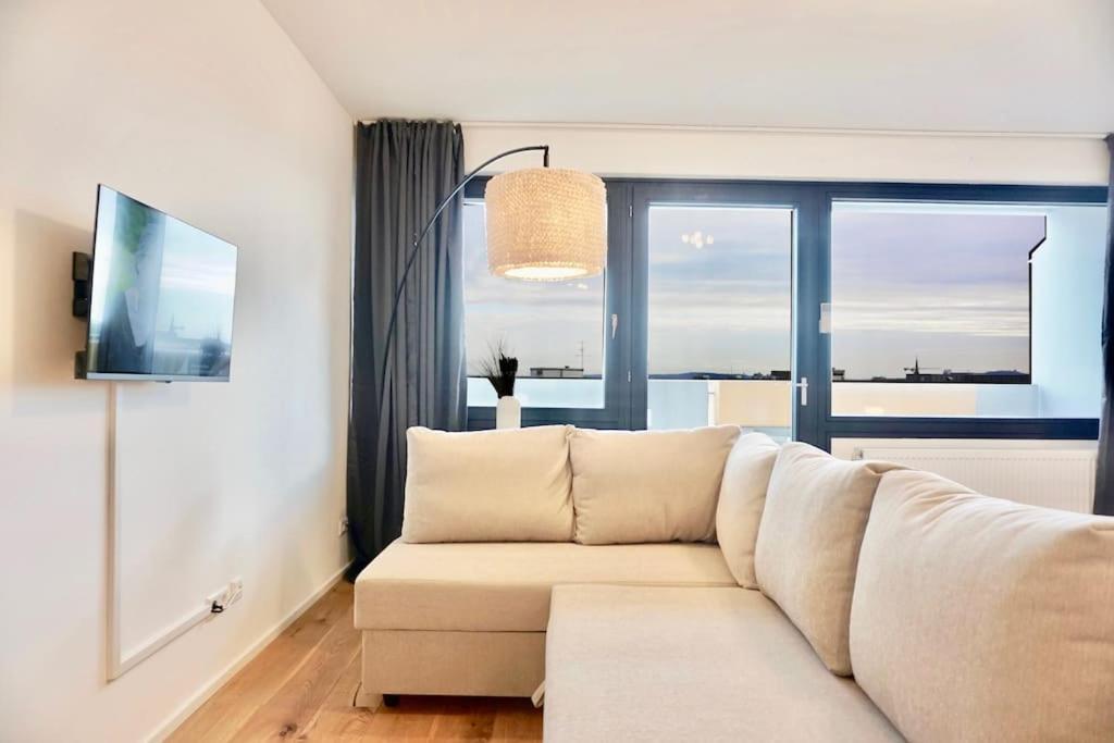 Neu Modernes Apartment In Top Lage, Free Parking Max 1,65M Hoehe Und 1,8M Breite Karlsruhe Bagian luar foto